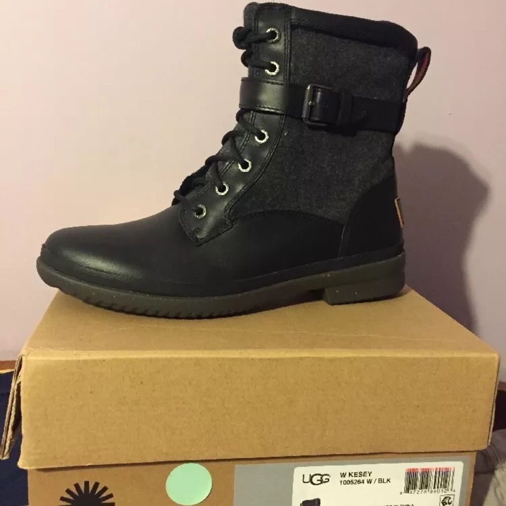 Kesey UGG Boots!  Size 7 - BRAND NEW